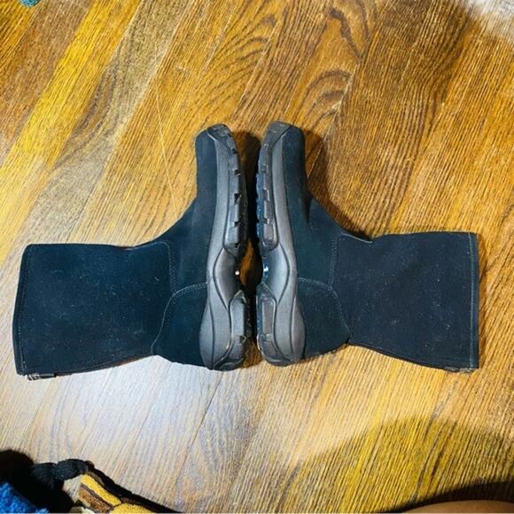 Lands’ End Black Suede & Fleece Winter Boots Women’s 8B Lug Soles Zippered Back - Picture 8 of 11